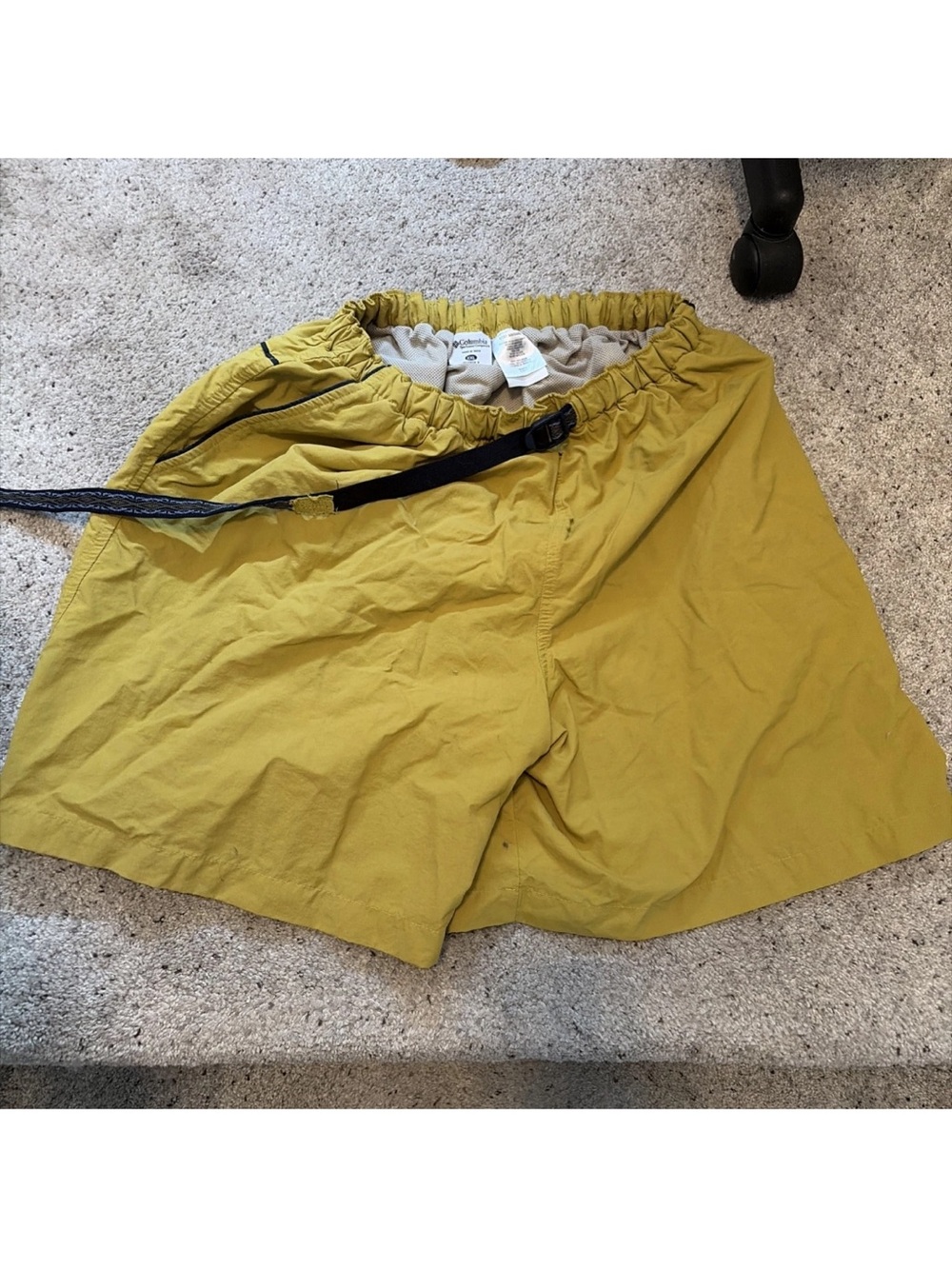 Columbia Mustard Yellow Elastic Waist Outdoor Shorts